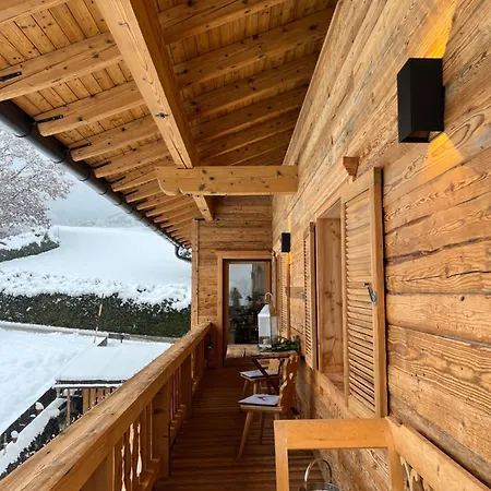 아파트 Bergchalet Four Seasons 라이트임윙클